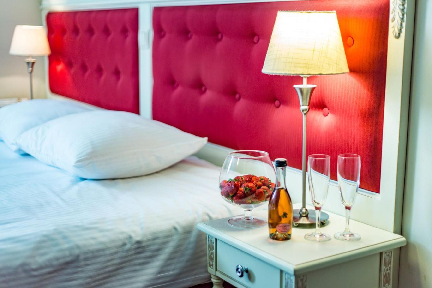 Hotel Sobienie Krolewskie Sobienie Szlacheckie Exteriör bild