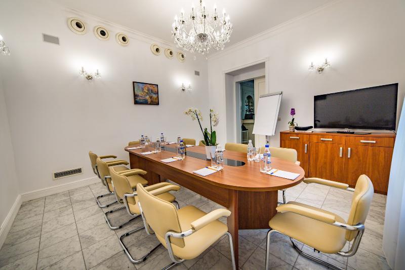 Hotel Sobienie Krolewskie Sobienie Szlacheckie Exteriör bild